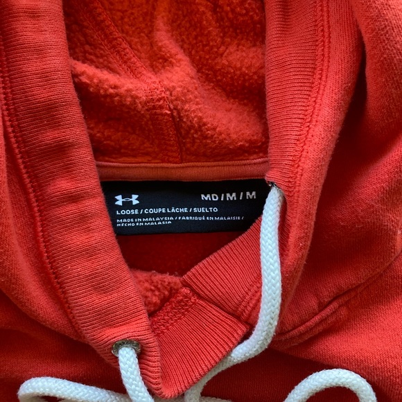 ORANGE Under armed hoodie 🧡 - Picture 2 of 2